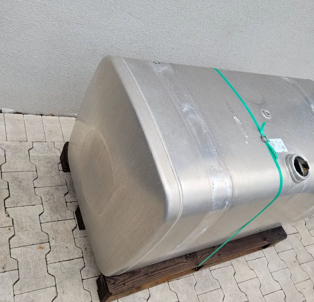 ZBIORNIK PALIWA MAN TGX 580L LIFT 130X70X70 - نظام الوقود - شاحنة: صور 3 ZBIORNIK PALIWA MAN TGX 580L LIFT 130X70X70 - نظام الوقود - شاحنة: صور 3