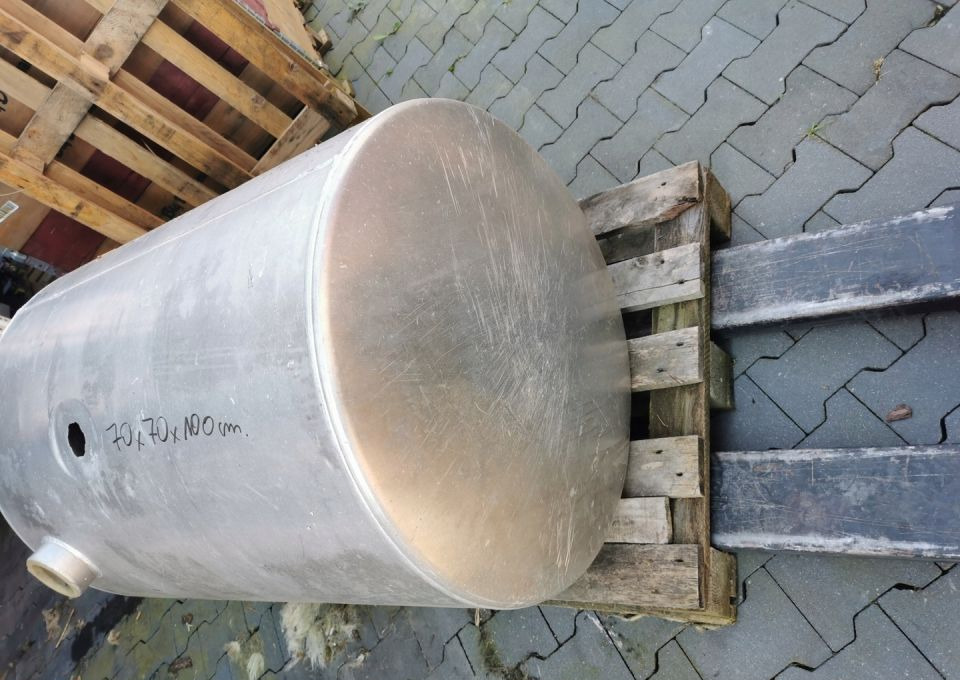 ZBIORNIK PALIWA VOLVO FH STARY TYP 20375376 - خزان وقود - شاحنة: صور 3 ZBIORNIK PALIWA VOLVO FH STARY TYP 20375376 - خزان وقود - شاحنة: صور 3