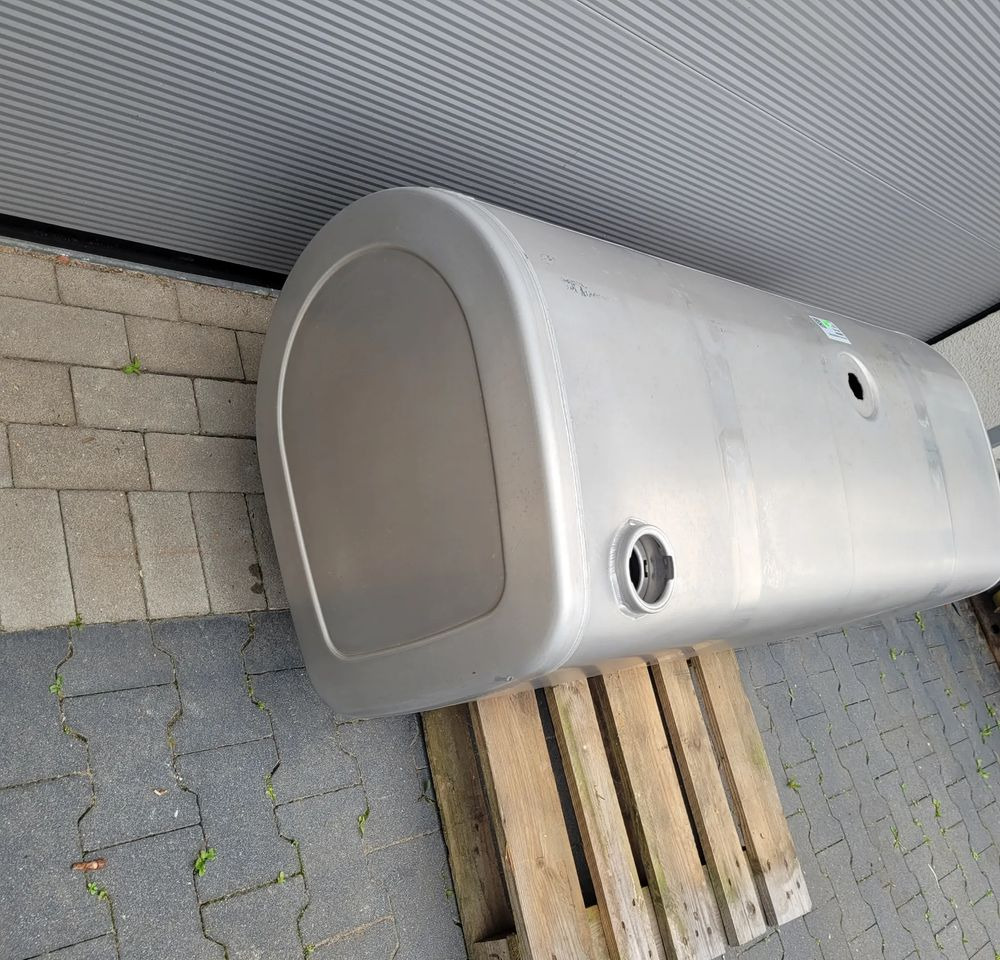 ZBIORNIK PALIWA VOLVO FH4 FH5 GAMA 150X55X68 CM 475L 22038784 CHWALIM116 - خزان وقود - شاحنة: صور 2 ZBIORNIK PALIWA VOLVO FH4 FH5 GAMA 150X55X68 CM 475L 22038784 CHWALIM116 - خزان وقود - شاحنة: صور 2