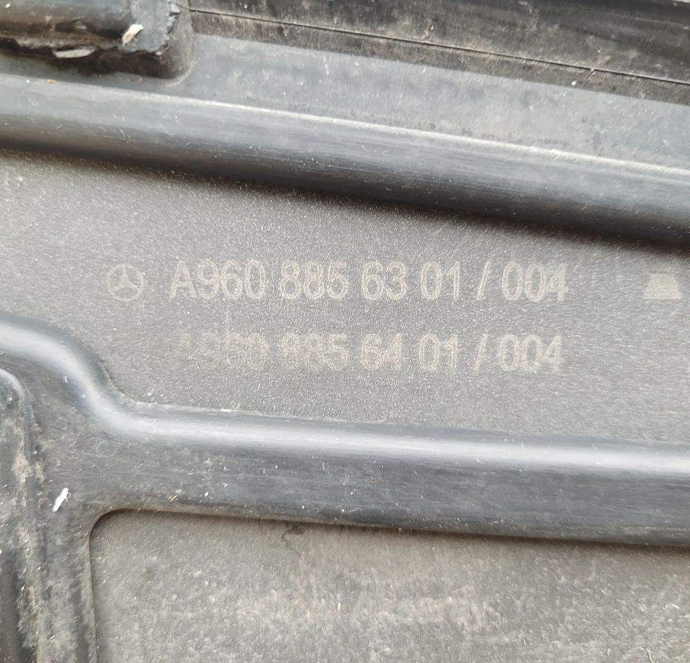 ZDERZAK MERCEDES ACTROS MP4 MP5 ORYGINAŁ A9608856301 CHWALIM116 - كأس مترعة - شاحنة: صور 5 ZDERZAK MERCEDES ACTROS MP4 MP5 ORYGINAŁ A9608856301 CHWALIM116 - كأس مترعة - شاحنة: صور 5