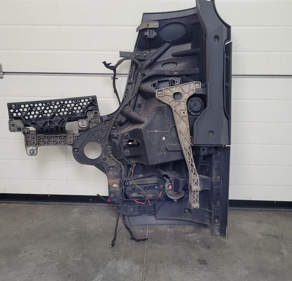 ZDERZAK MERCEDES ACTROS MP4 PRAWY - كأس مترعة - شاحنة: صور 3 ZDERZAK MERCEDES ACTROS MP4 PRAWY - كأس مترعة - شاحنة: صور 3