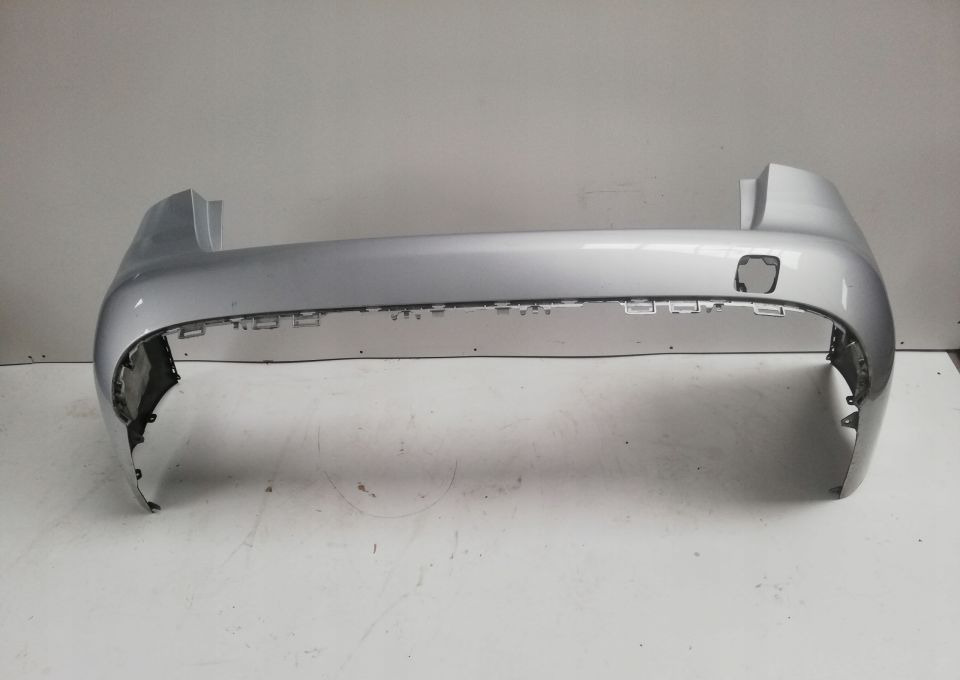 ZDERZAK TYŁ MERCEDES C KLASE A 205 885 38 38 - كأس مترعة - شاحنة: صور 1 ZDERZAK TYŁ MERCEDES C KLASE A 205 885 38 38 - كأس مترعة - شاحنة: صور 1