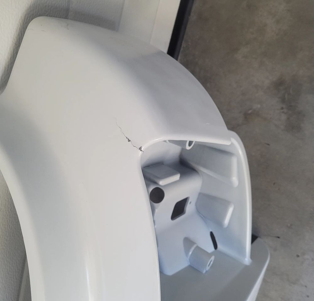 ZDERZAK VOLVO FL NOWY ORYGINAŁ WYSOKI 20958817 CHWALIM116 - كأس مترعة - شاحنة: صور 4 ZDERZAK VOLVO FL NOWY ORYGINAŁ WYSOKI 20958817 CHWALIM116 - كأس مترعة - شاحنة: صور 4