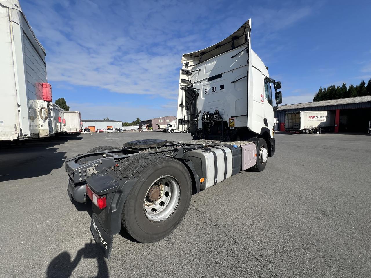 Renault T 460 - شاحنة جرار: صور 4 Renault T 460 - شاحنة جرار: صور 4