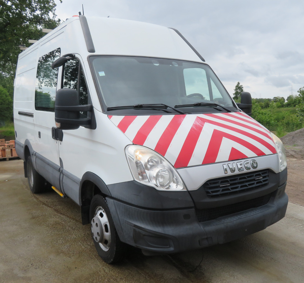 Iveco Daily 50C15 - 4X2 - فان: صور 1 Iveco Daily 50C15 - 4X2 - فان: صور 1
