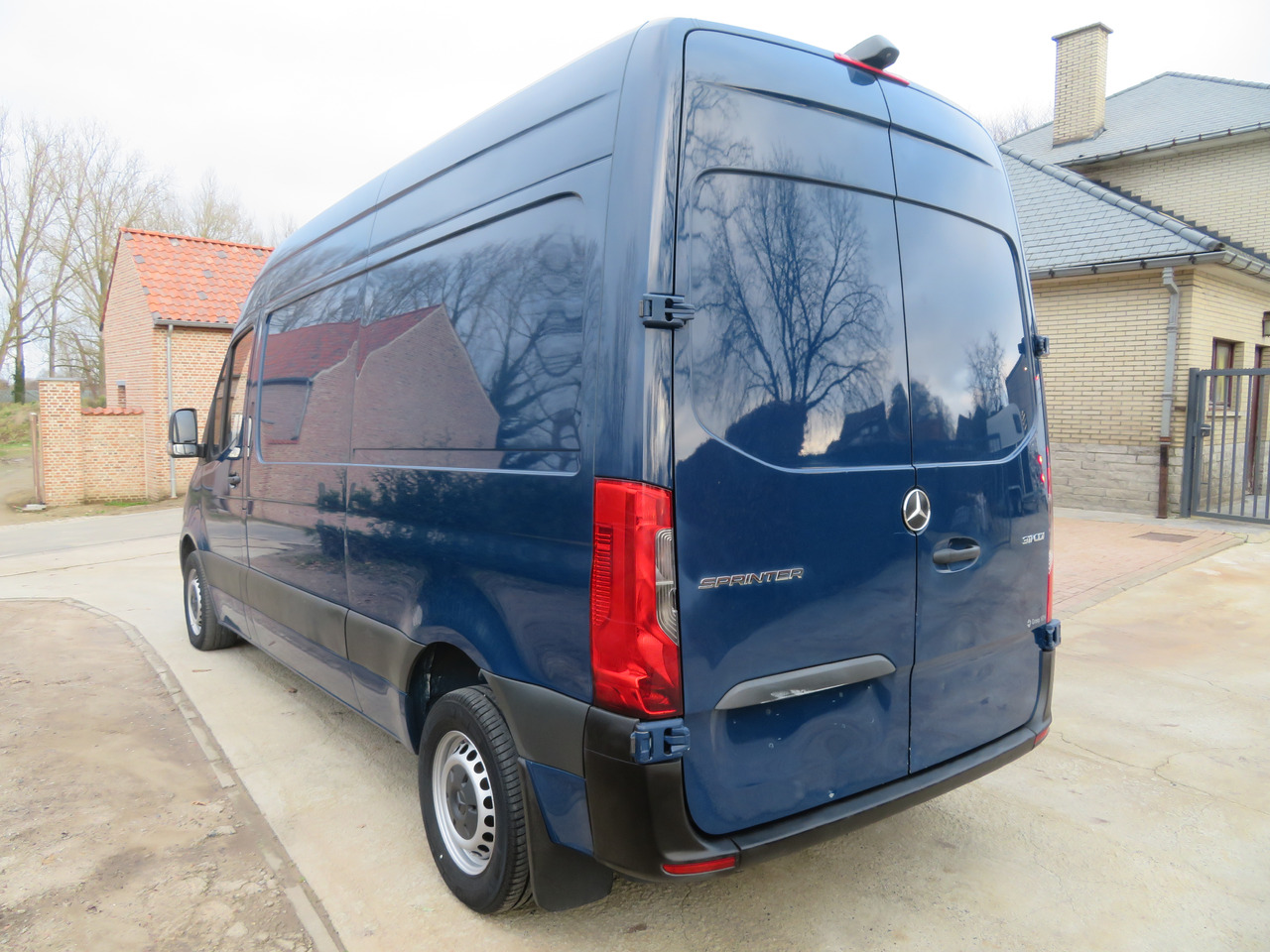 Mercedes-Benz Sprinter 311CDi - فان المدمجة: صور 5 Mercedes-Benz Sprinter 311CDi - فان المدمجة: صور 5