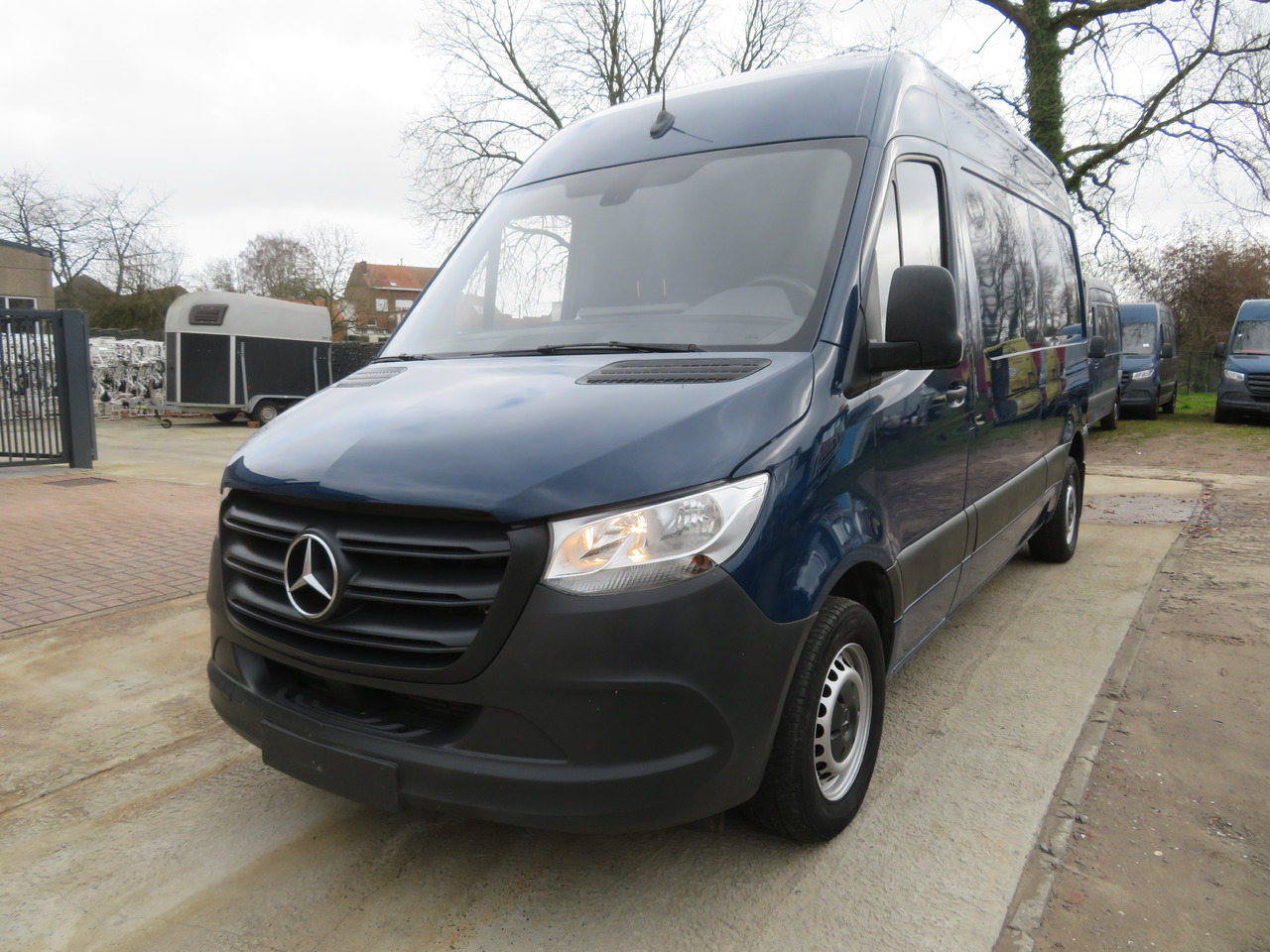 Mercedes-Benz Sprinter 311CDi - فان المدمجة: صور 3 Mercedes-Benz Sprinter 311CDi - فان المدمجة: صور 3
