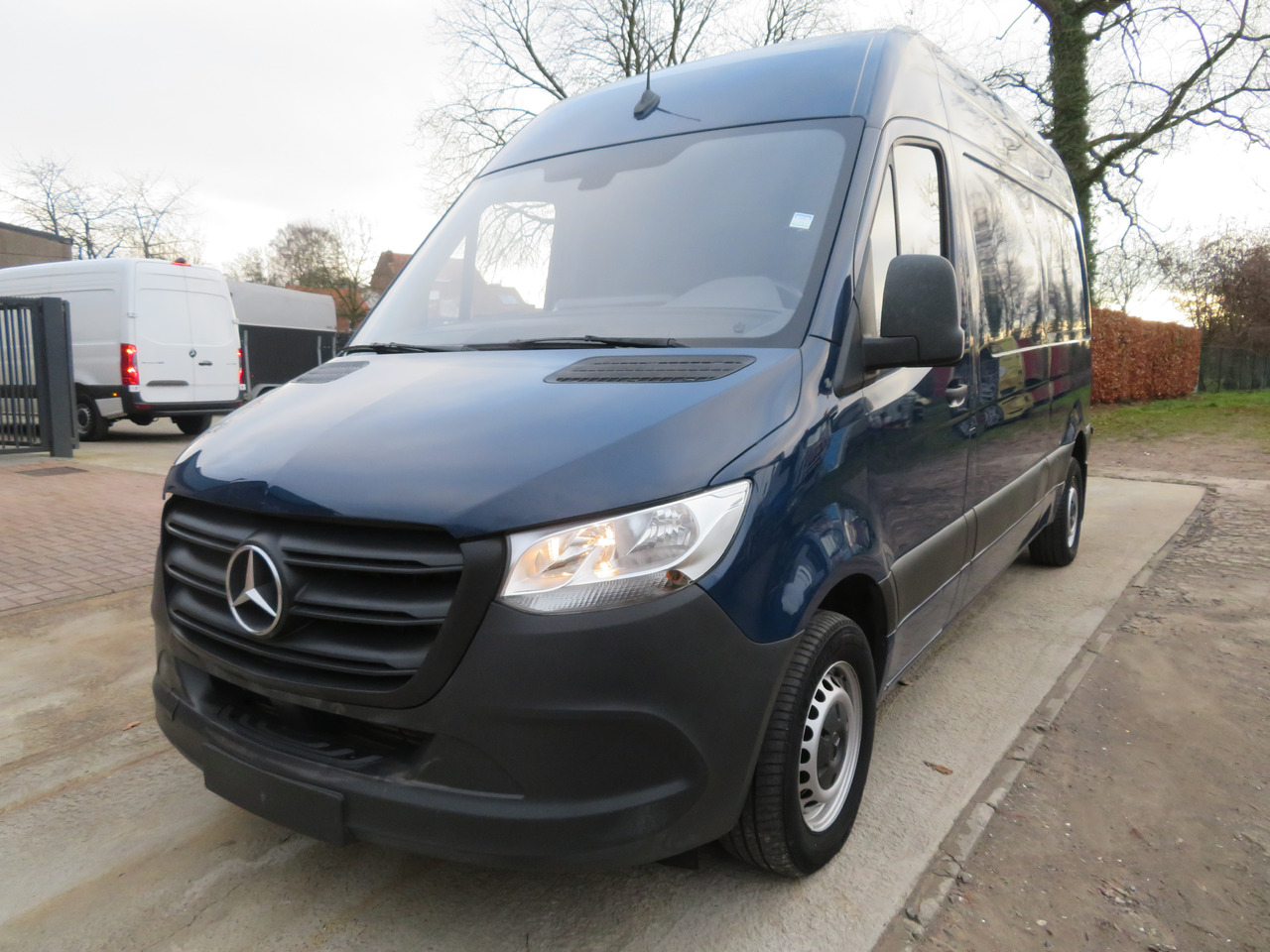 Mercedes-Benz Sprinter 311CDi - فان المدمجة: صور 3 Mercedes-Benz Sprinter 311CDi - فان المدمجة: صور 3