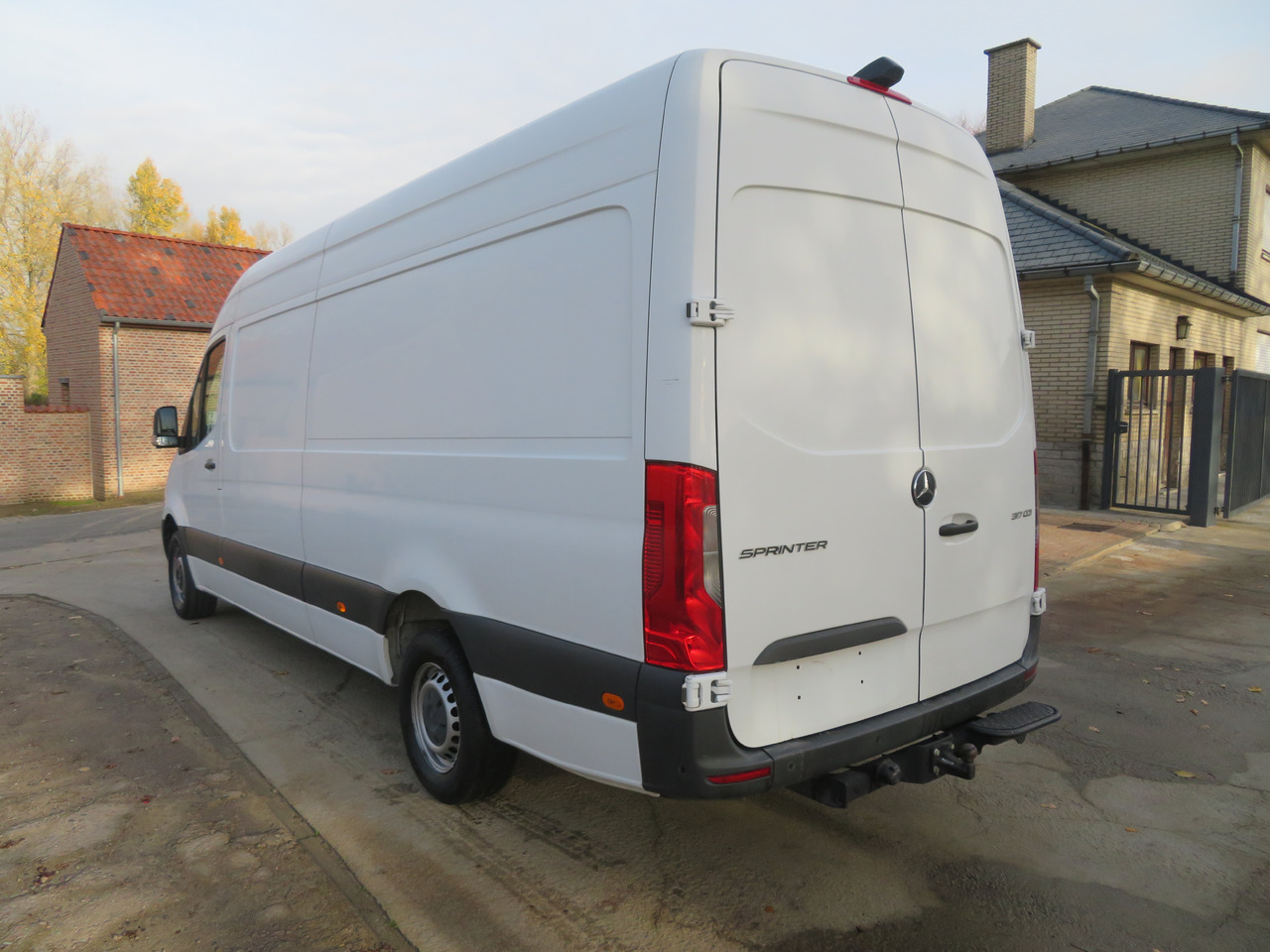 Mercedes-Benz Sprinter 317cdi - A3H2 - 3.5T trekvermogen - فان: صور 5 Mercedes-Benz Sprinter 317cdi - A3H2 - 3.5T trekvermogen - فان: صور 5
