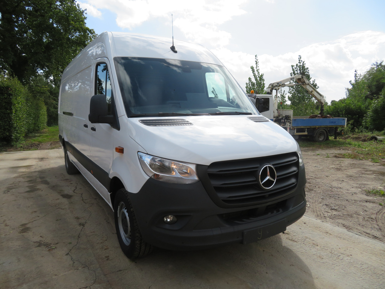 Mercedes-Benz Sprinter 317cdi - A3H2 - فان: صور 1 Mercedes-Benz Sprinter 317cdi - A3H2 - فان: صور 1
