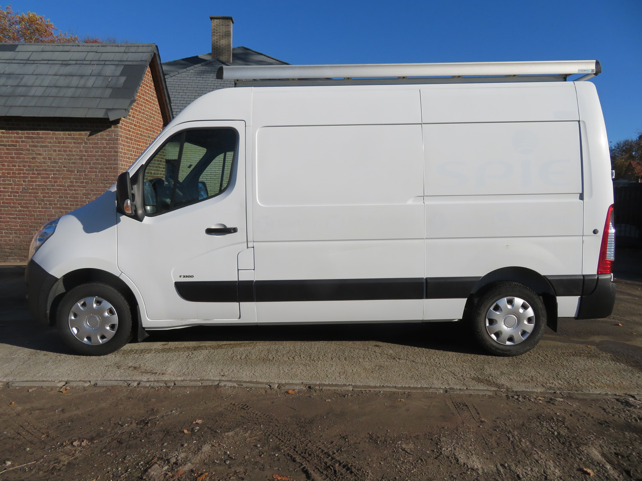 Opel Movano 2.3 CDTI - L2H2 - فان المدمجة: صور 4 Opel Movano 2.3 CDTI - L2H2 - فان المدمجة: صور 4
