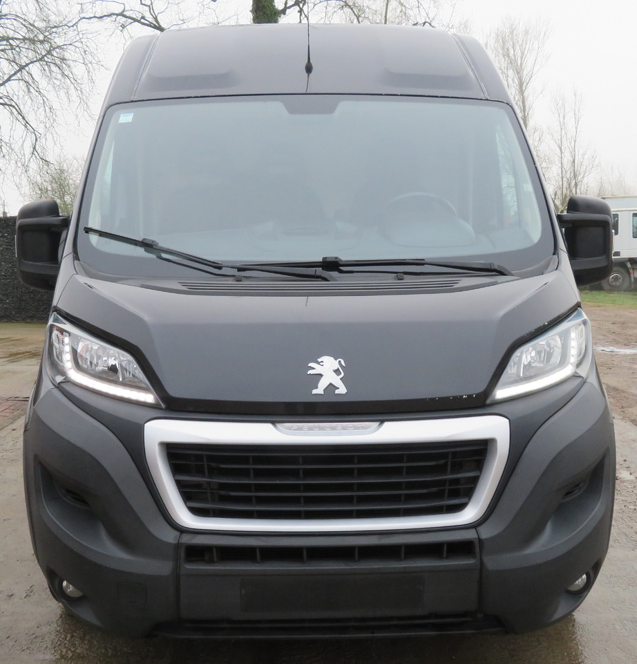 Peugeot Boxer 2.0blue HDI - فان المدمجة: صور 2 Peugeot Boxer 2.0blue HDI - فان المدمجة: صور 2