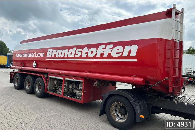 Burg BPO 16-28 / Fuel tanker / 47400L / 5 Comp / ADR, ADR - نصف مقطورة صهريج: صور 4 Burg BPO 16-28 / Fuel tanker / 47400L / 5 Comp / ADR, ADR - نصف مقطورة صهريج: صور 4