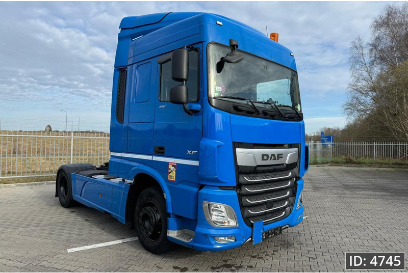 DAF XF 450 SC, Euro 6, / Fridge - شاحنة جرار: صور 4 DAF XF 450 SC, Euro 6, / Fridge - شاحنة جرار: صور 4