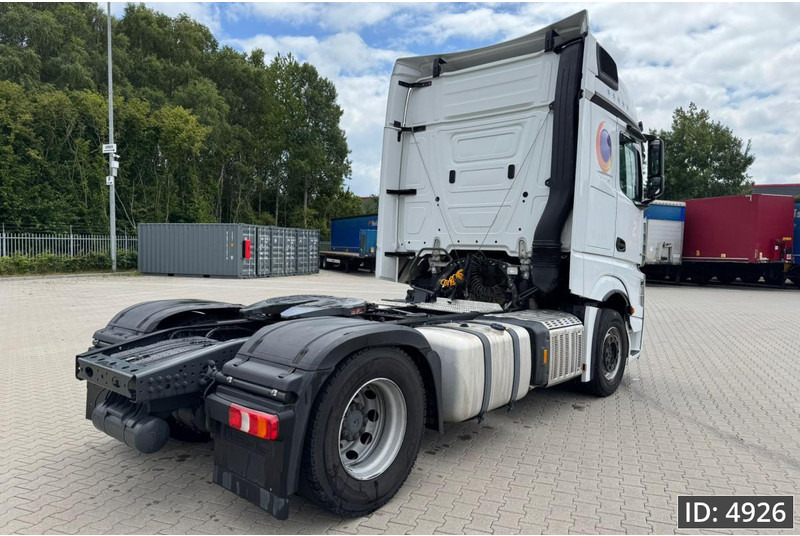 Mercedes-Benz Actros 1851 BigSpace, Euro 6, / Retarder / Standklima / 2 Tanks / BigSpace, Intarder - شاحنة جرار: صور 3 Mercedes-Benz Actros 1851 BigSpace, Euro 6, / Retarder / Standklima / 2 Tanks / BigSpace, Intarder - شاحنة جرار: صور 3