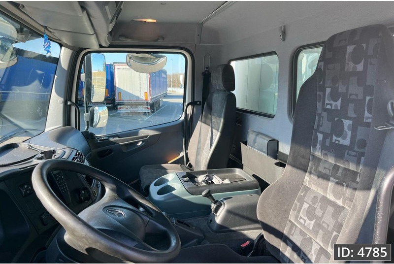 Mercedes-Benz Atego 1318 Day Cab, Euro 5, BDF / EPS automatic / DHOLLANDIA 2000KG إيجار Mercedes-Benz Atego 1318 Day Cab, Euro 5, BDF / EPS automatic / DHOLLANDIA 2000KG: صور 8