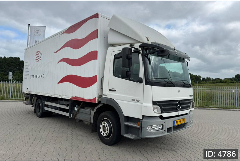 Mercedes-Benz Atego 1318 Day Cab, Euro 5, BDF / EPS automatic / DHOLLANDIA 2000KG - شاحنات الحاويات / جسم علوي قابل للتغيير شاحنة: صور 4 Mercedes-Benz Atego 1318 Day Cab, Euro 5, BDF / EPS automatic / DHOLLANDIA 2000KG - شاحنات الحاويات / جسم علوي قابل للتغيير شاحنة: صور 4