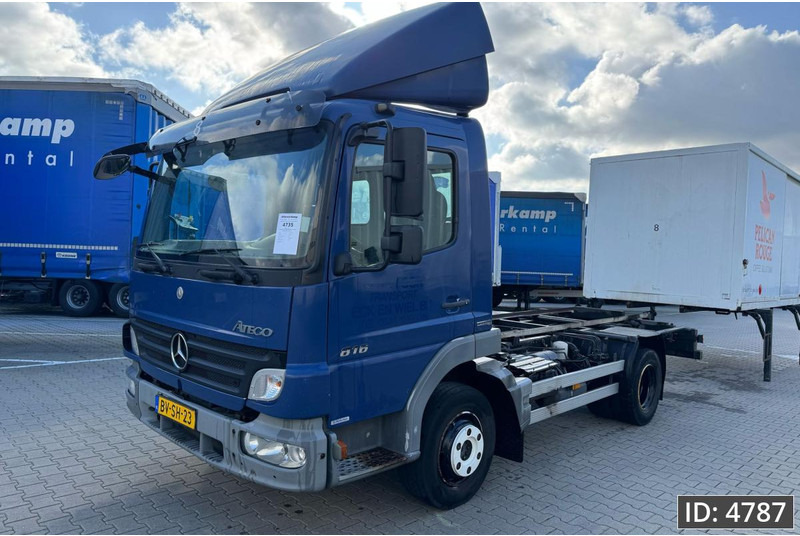 Mercedes-Benz Atego 816 Day Cab, Euro 5, BDF / EPS automatic / standklima / Hydraulic system - شاحنات الحاويات / جسم علوي قابل للتغيير شاحنة: صور 1 Mercedes-Benz Atego 816 Day Cab, Euro 5, BDF / EPS automatic / standklima / Hydraulic system - شاحنات الحاويات / جسم علوي قابل للتغيير شاحنة: صور 1