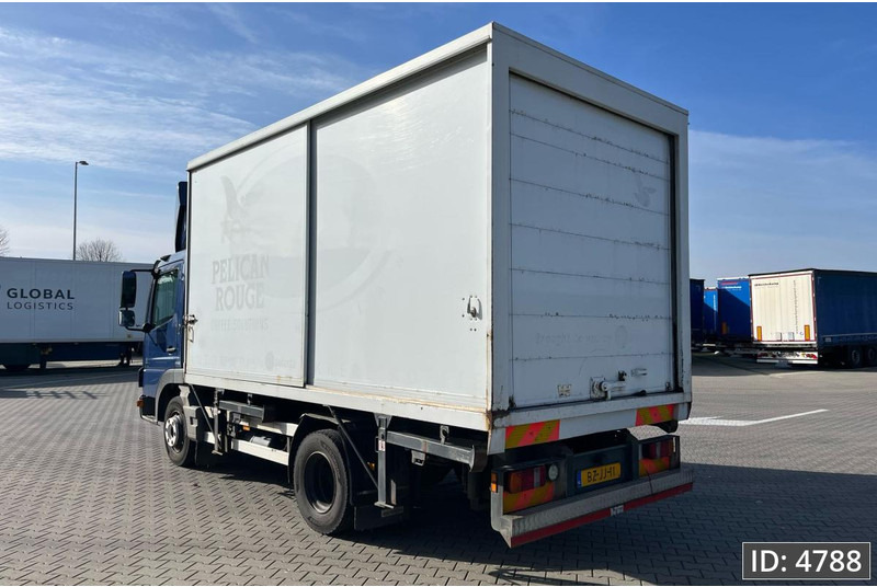 Mercedes-Benz Atego 816 Day Cab, Euro 5, BDF / EPS automatic / standklima / Hydraulic system - شاحنات الحاويات / جسم علوي قابل للتغيير شاحنة: صور 2 Mercedes-Benz Atego 816 Day Cab, Euro 5, BDF / EPS automatic / standklima / Hydraulic system - شاحنات الحاويات / جسم علوي قابل للتغيير شاحنة: صور 2