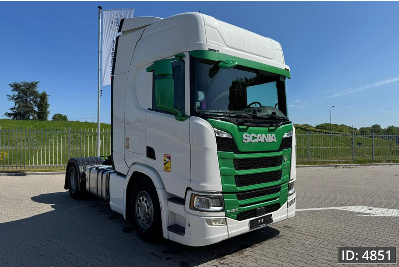 Scania R450 Topline, Euro 6, / Retarder / Standklima / 2x Tank, Intarder - شاحنة جرار: صور 4 Scania R450 Topline, Euro 6, / Retarder / Standklima / 2x Tank, Intarder - شاحنة جرار: صور 4