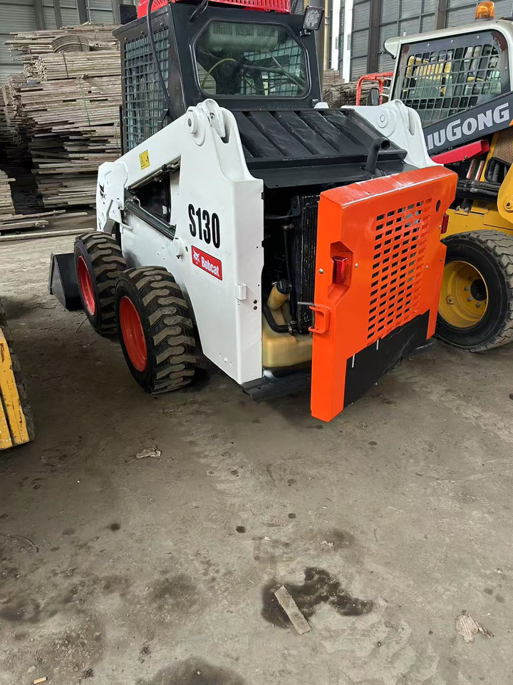 شيول صغير BOBCAT Skid Steer Loader S130: صور 10