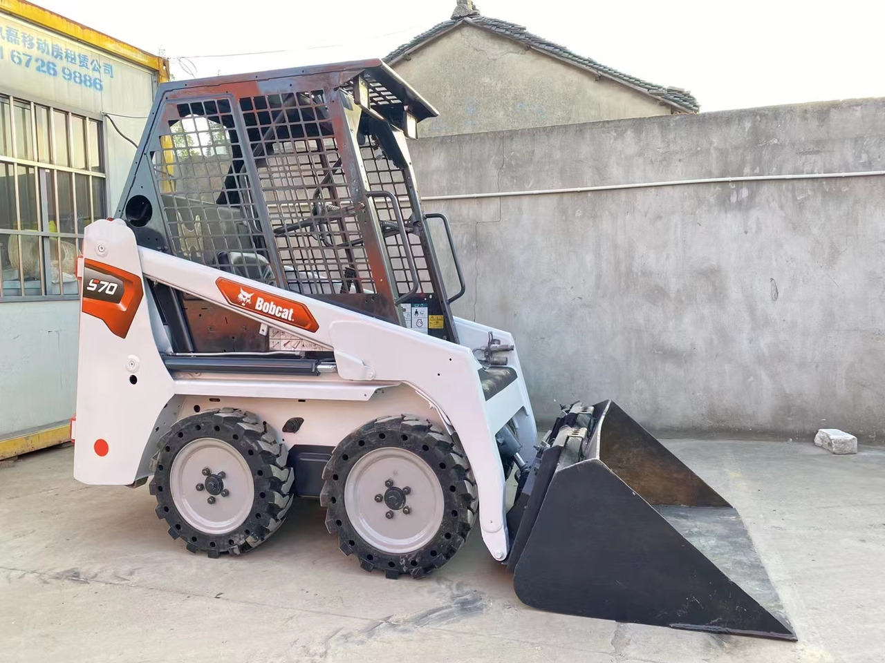 BOBCAT Skid Steer Loader S70 - شيول صغير: صور 2 BOBCAT Skid Steer Loader S70 - شيول صغير: صور 2
