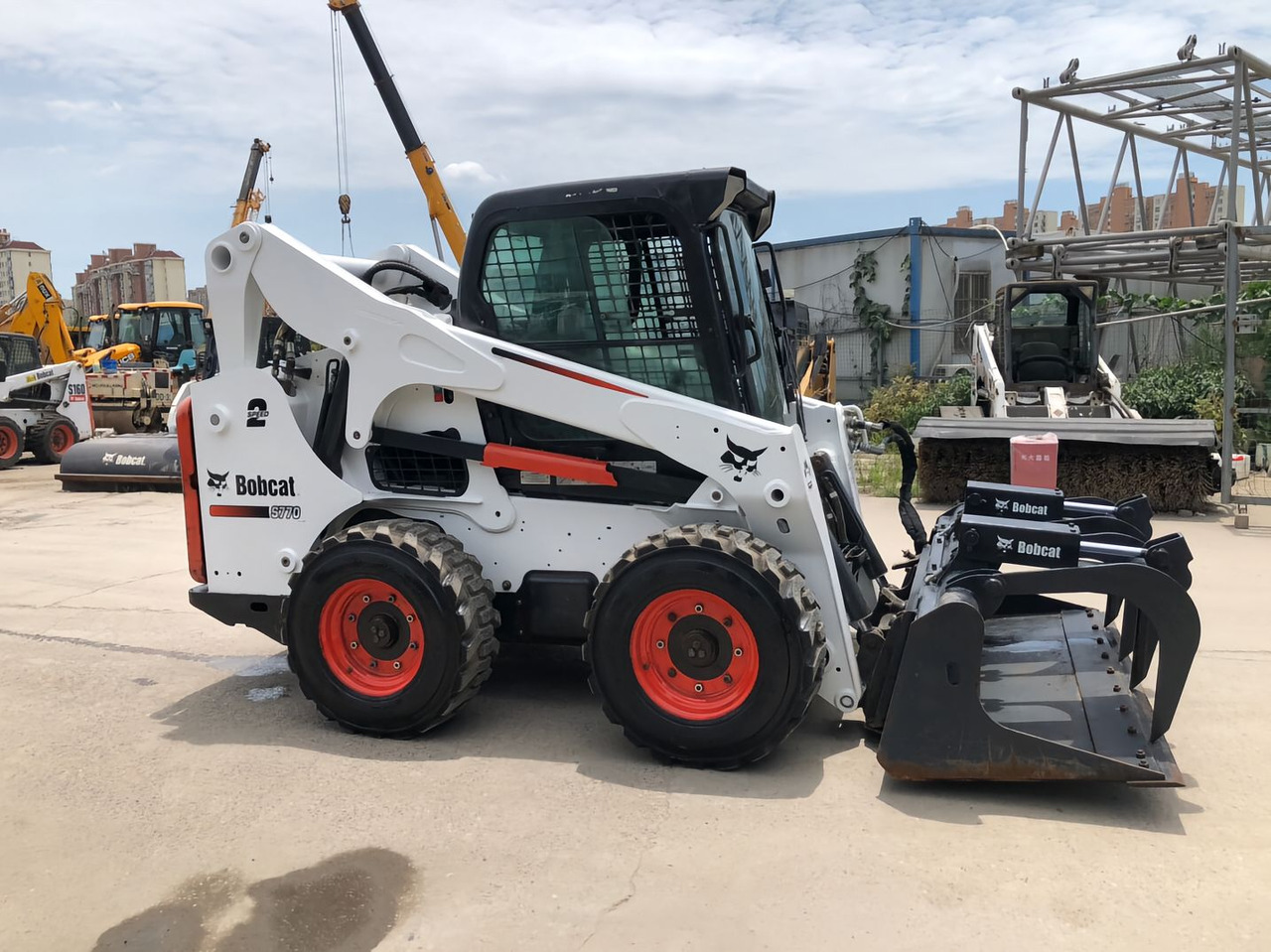 BOBCAT Skid Steer Loader S770 Click for Discount - شيول صغير: صور 4 BOBCAT Skid Steer Loader S770 Click for Discount - شيول صغير: صور 4