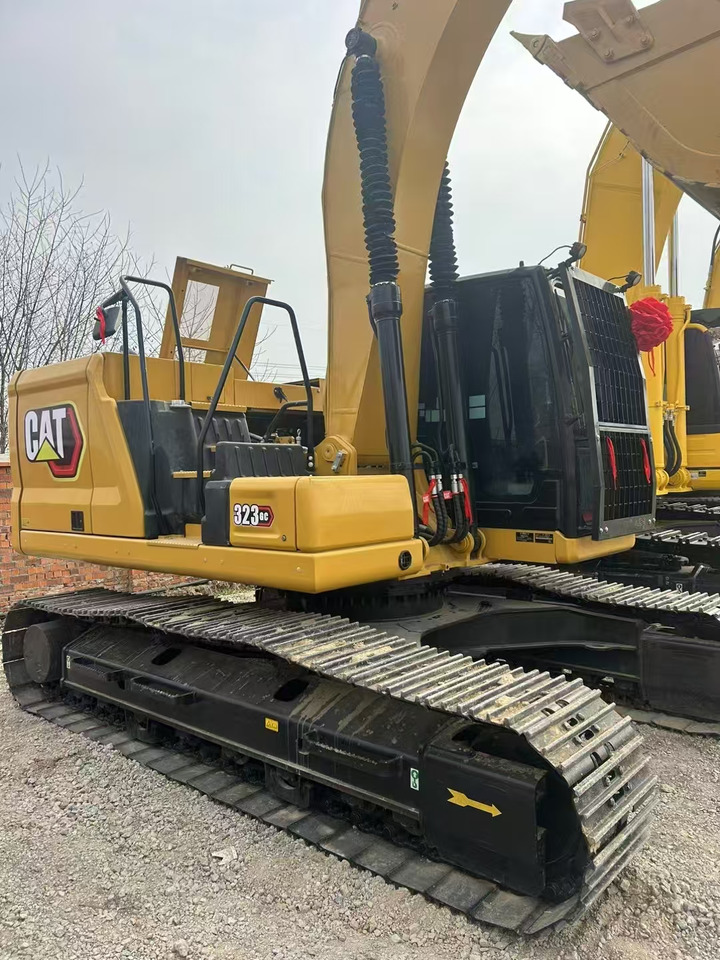 CAT 323D - حفارات زحافة: صور 2 CAT 323D - حفارات زحافة: صور 2