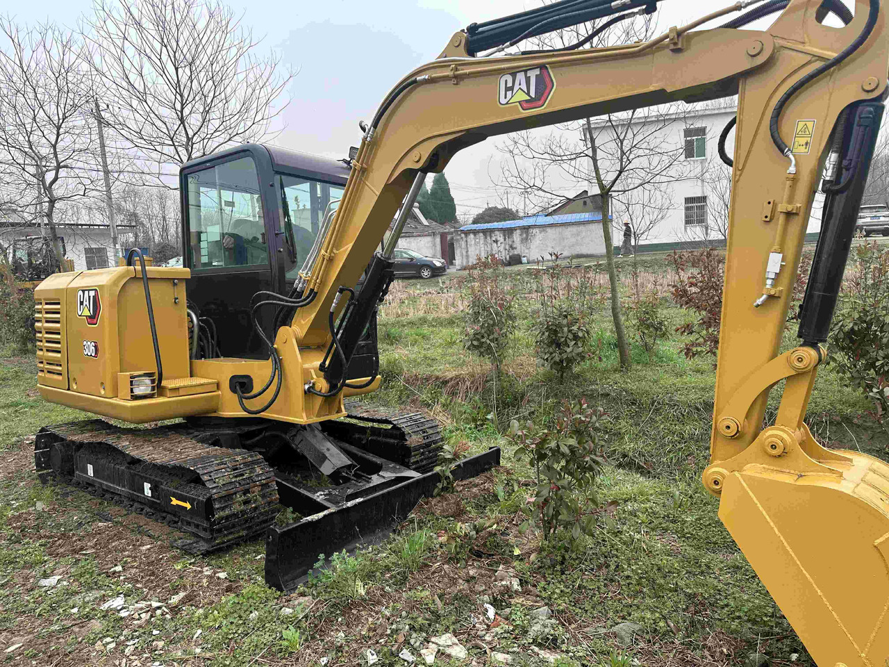 CAT Mini Excavator 306 Click for Discount - حفارة مصغرة: صور 1 CAT Mini Excavator 306 Click for Discount - حفارة مصغرة: صور 1