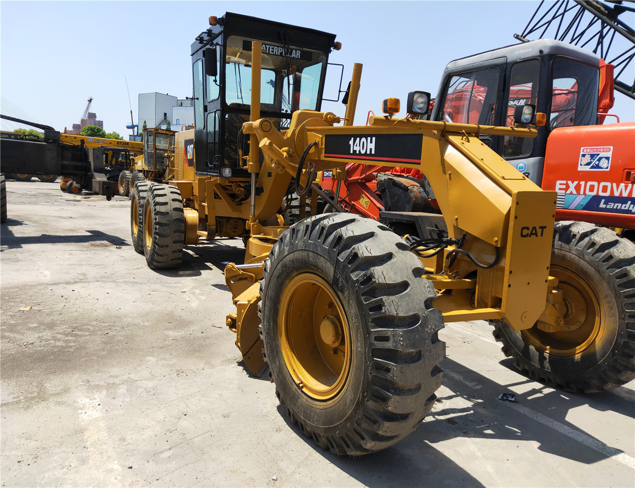 CATERPILLAR 140H CAT Grader Click Here for DIscount - آلة تسوية الأرض: صور 4 CATERPILLAR 140H CAT Grader Click Here for DIscount - آلة تسوية الأرض: صور 4