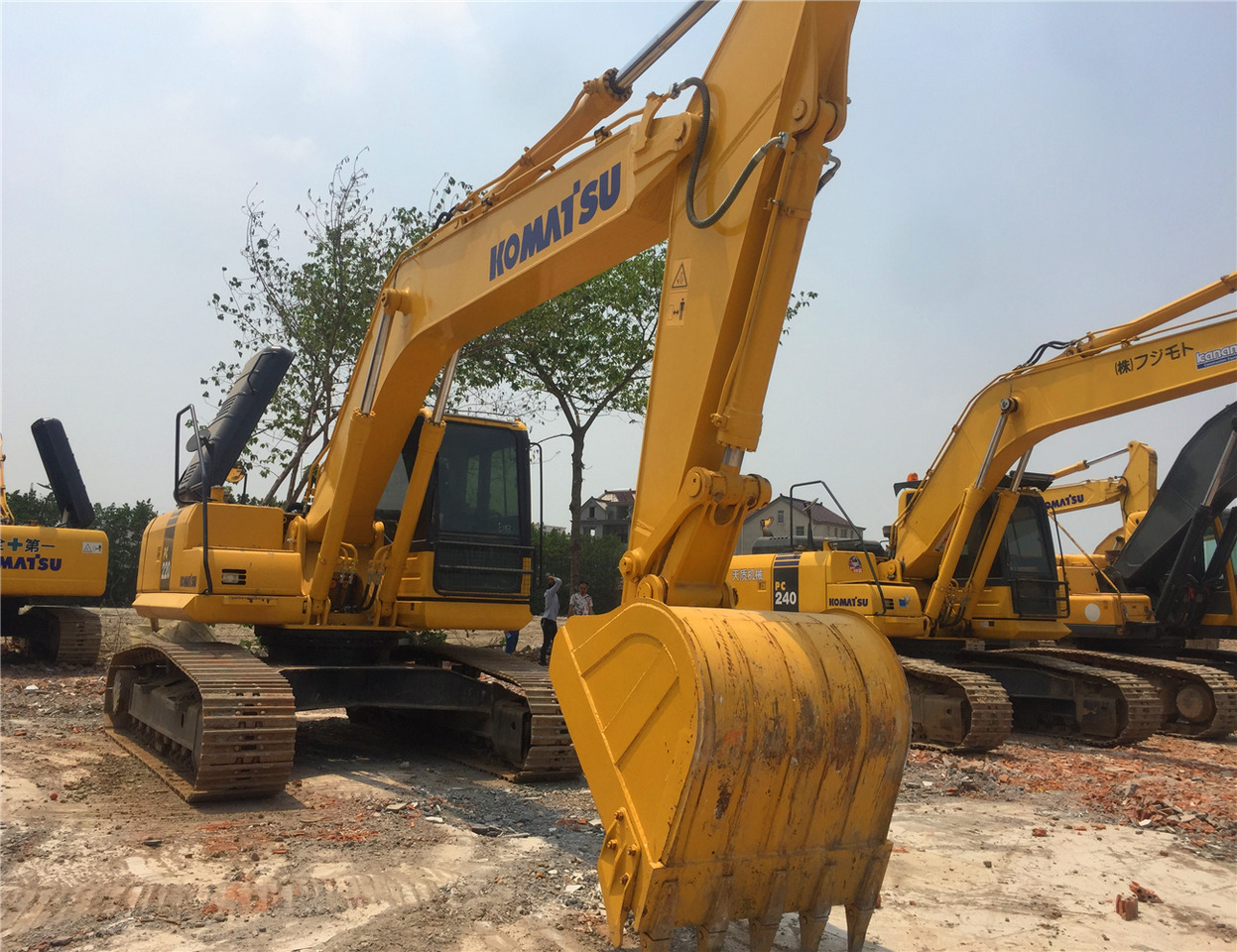 CATERPILLAR Crawler Excavator PC 220 - حفارات زحافة: صور 1 CATERPILLAR Crawler Excavator PC 220 - حفارات زحافة: صور 1