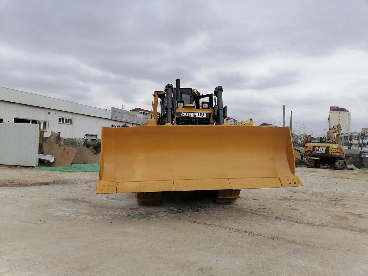 CATERPILLAR D8R - بلدوزر: صور 3 CATERPILLAR D8R - بلدوزر: صور 3