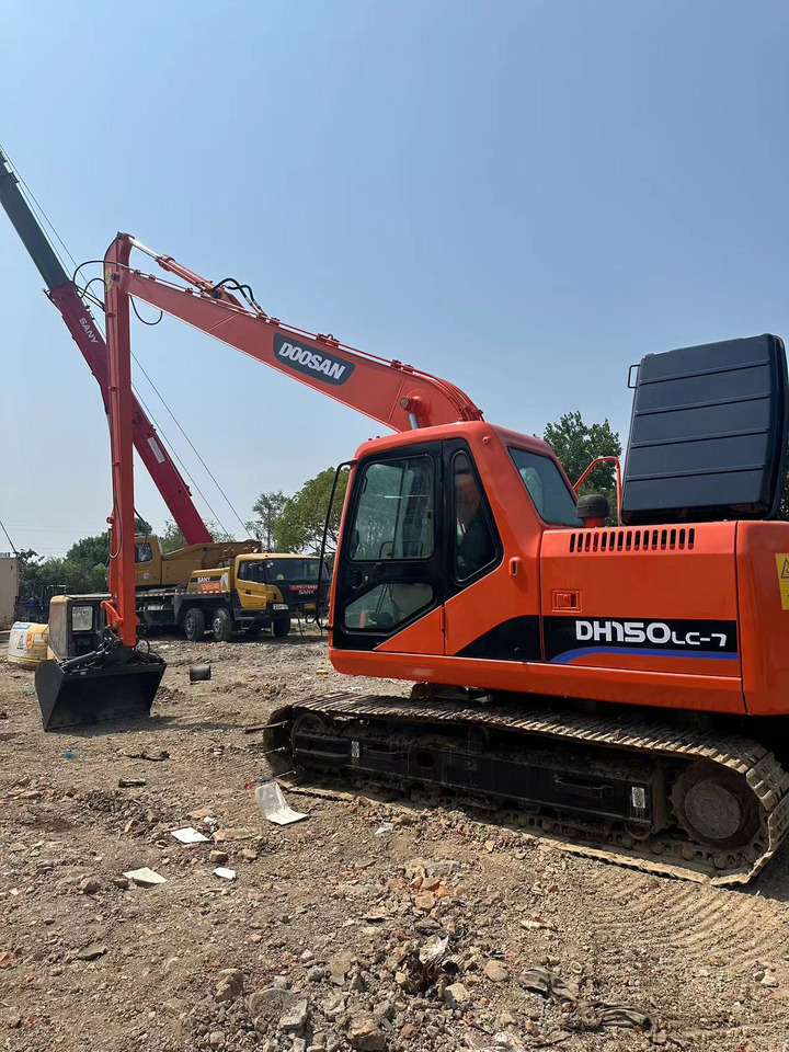 DOOSAN DH150LC-7 Extended arm crawler excavator - حفارات زحافة: صور 1 DOOSAN DH150LC-7 Extended arm crawler excavator - حفارات زحافة: صور 1