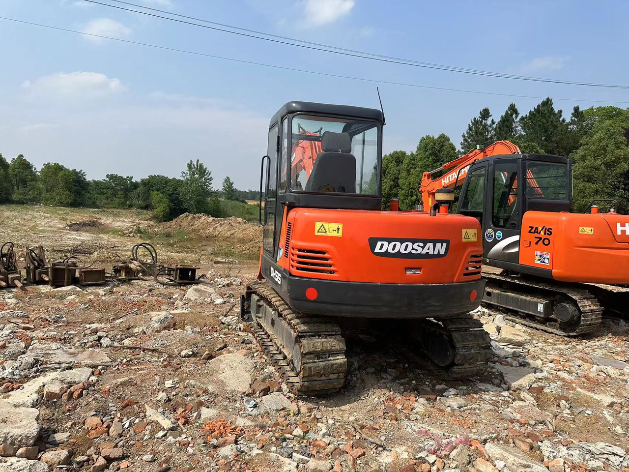 Doosan DH55 Mini Excavator Click for Discount - حفارة مصغرة: صور 4 Doosan DH55 Mini Excavator Click for Discount - حفارة مصغرة: صور 4