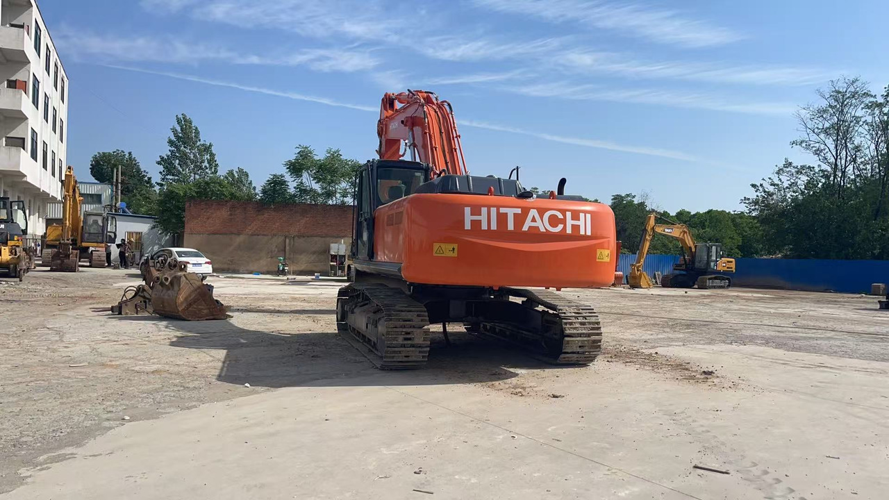 HITACHI ZX350-3G Excavator | Zero Final Drive Issues | New Undercarriage | Super Clean - حفارات زحافة: صور 4 HITACHI ZX350-3G Excavator | Zero Final Drive Issues | New Undercarriage | Super Clean - حفارات زحافة: صور 4