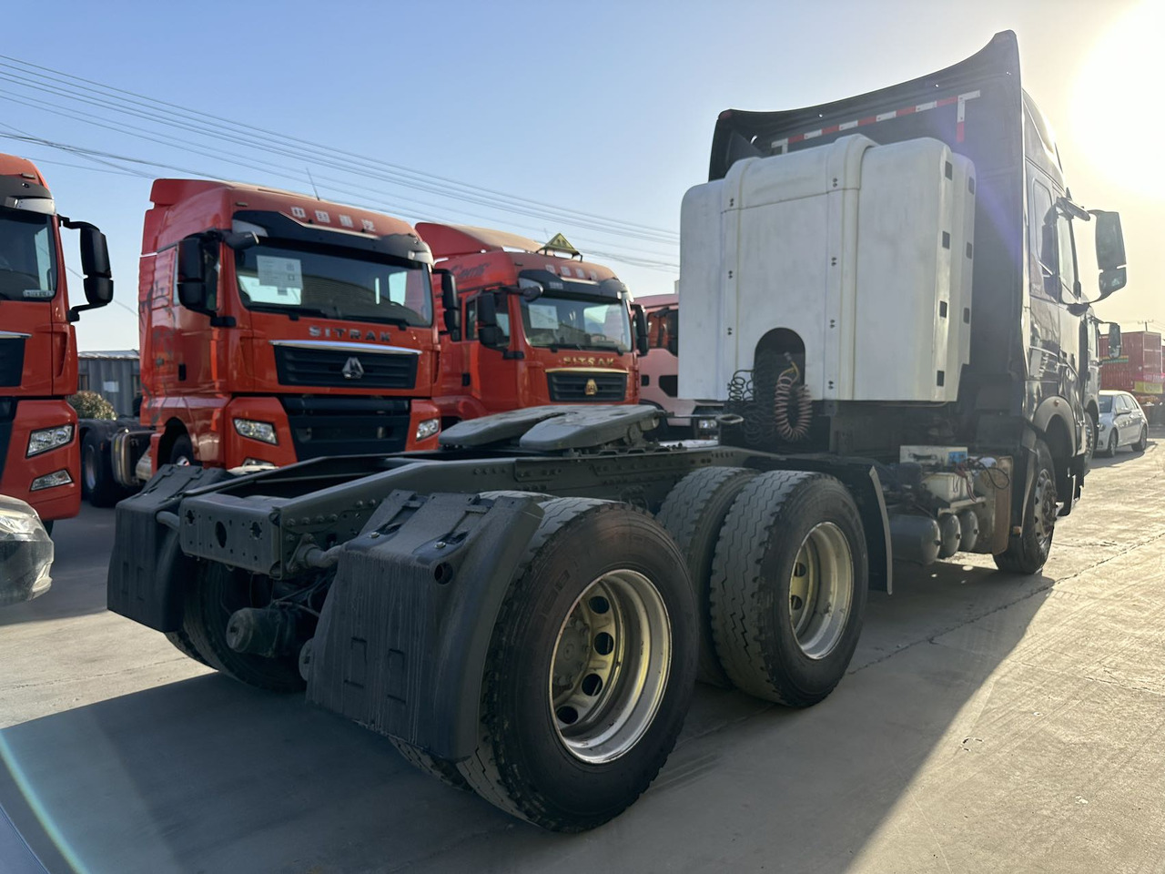 HOWO A7 6*4 Truck Unit Click Here for Discount - شاحنة جرار: صور 5 HOWO A7 6*4 Truck Unit Click Here for Discount - شاحنة جرار: صور 5