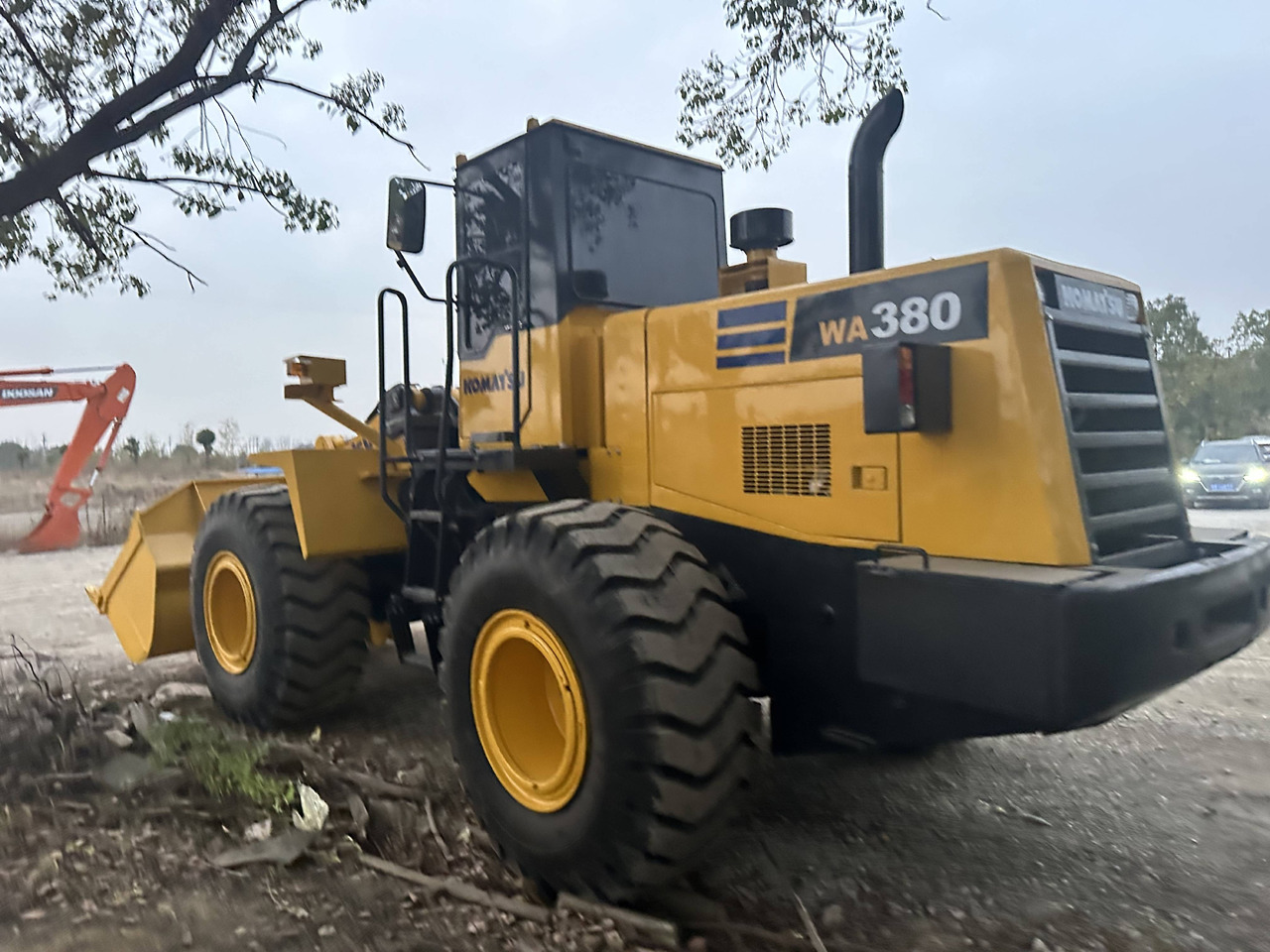 KOMATSU WA380 Wheel Loader Click for Discount - اللودر بعجل: صور 2 KOMATSU WA380 Wheel Loader Click for Discount - اللودر بعجل: صور 2
