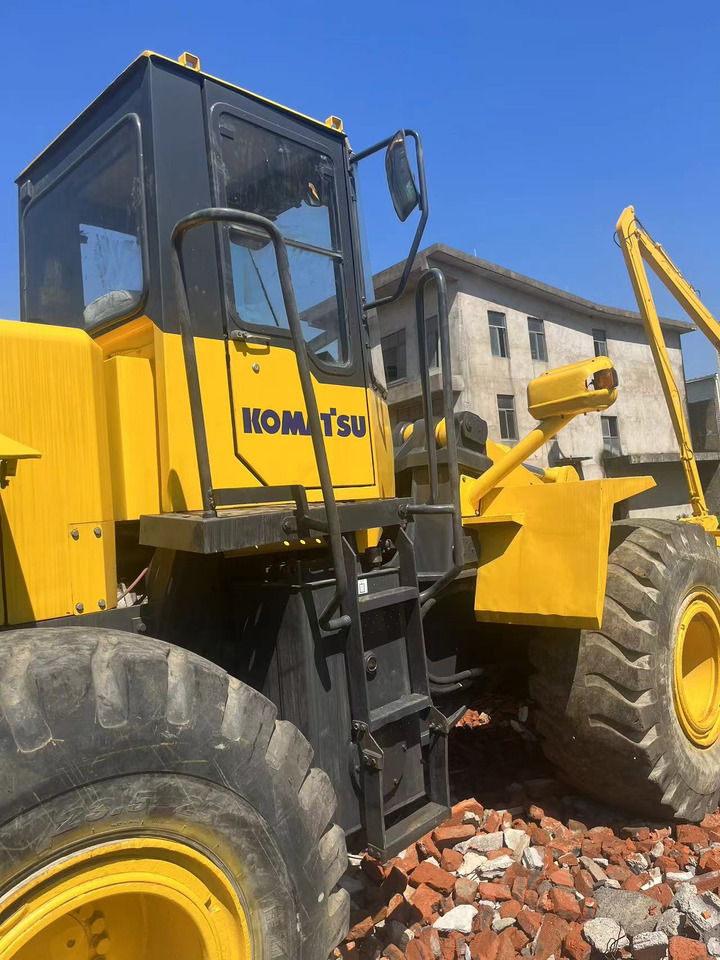 KOMATSU Wheel Loader WA380 Click for Discount - اللودر بعجل: صور 2 KOMATSU Wheel Loader WA380 Click for Discount - اللودر بعجل: صور 2