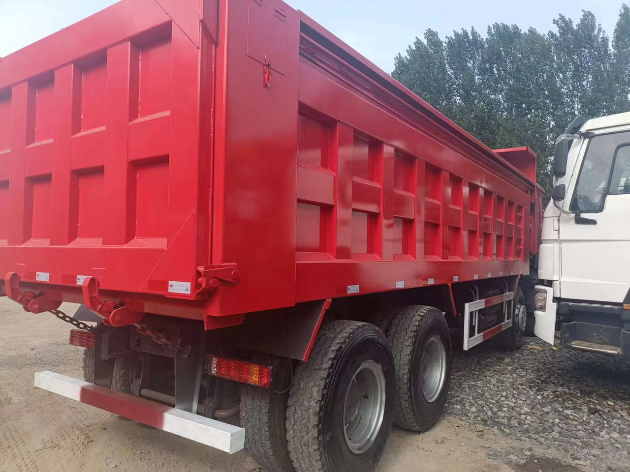 SINOTRUK HOWO 371 - قلابات: صور 5 SINOTRUK HOWO 371 - قلابات: صور 5