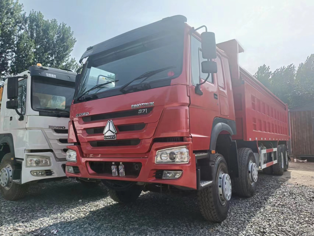 SINOTRUK HOWO 371 - قلابات: صور 2 SINOTRUK HOWO 371 - قلابات: صور 2
