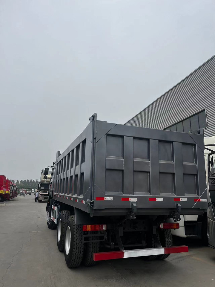 SINOTRUK HOWO Dump Truck 6x4 Click for Discount - شاحنة: صور 5 SINOTRUK HOWO Dump Truck 6x4 Click for Discount - شاحنة: صور 5