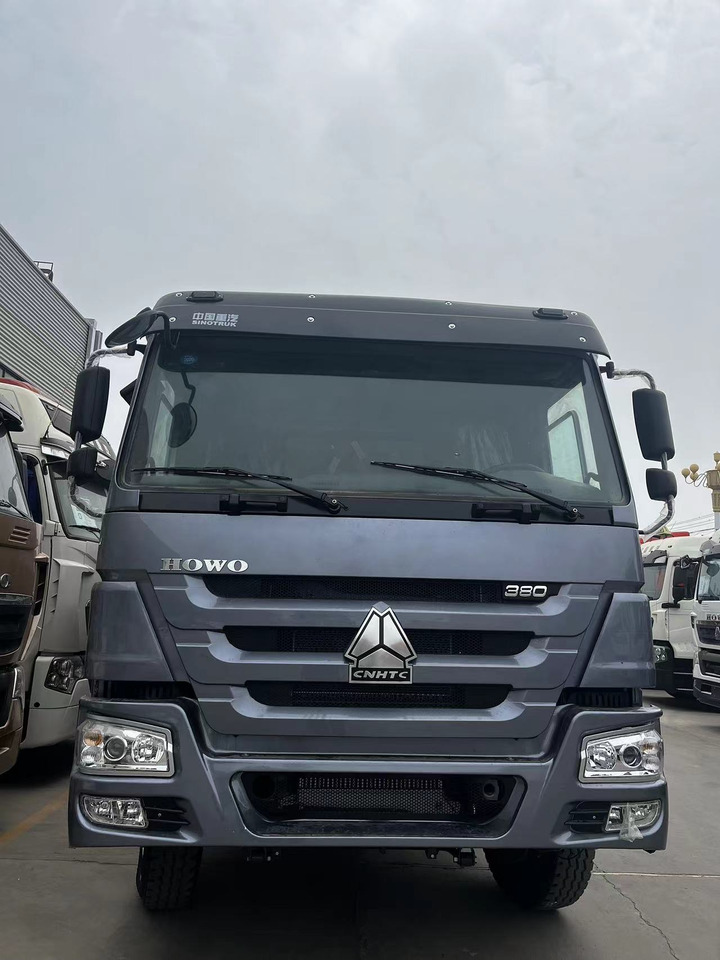 SINOTRUK HOWO Dump Truck 6x4 Click for Discount - شاحنة: صور 3 SINOTRUK HOWO Dump Truck 6x4 Click for Discount - شاحنة: صور 3