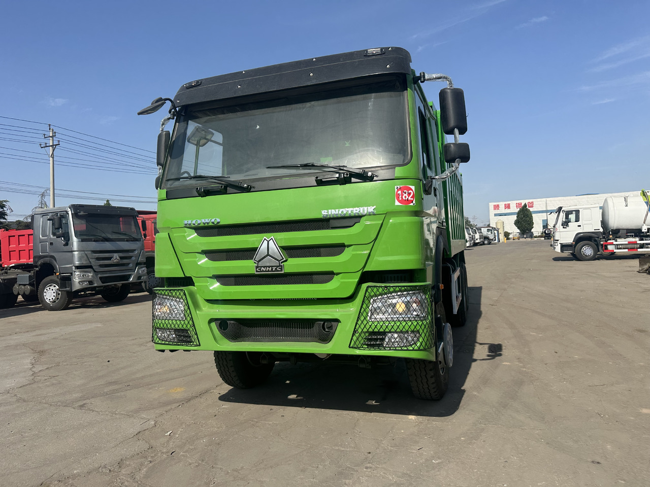 Sinotruck 6x4 HOWO Dump Truck Clcik for Discount - قلابات: صور 1 Sinotruck 6x4 HOWO Dump Truck Clcik for Discount - قلابات: صور 1