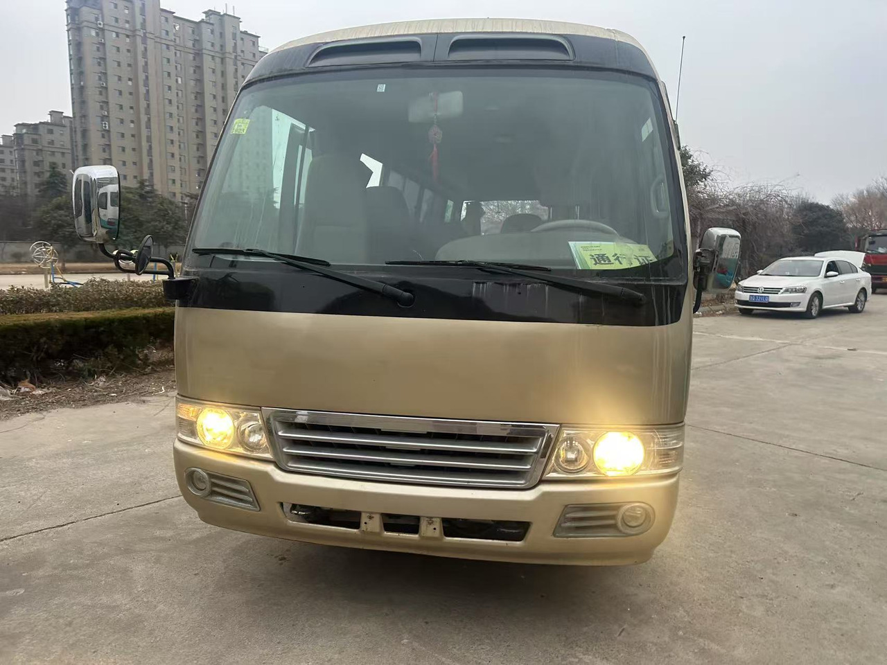 TOYOTA Coaster - حافلة صغيرة, ميكروباص: صور 2 TOYOTA Coaster - حافلة صغيرة, ميكروباص: صور 2