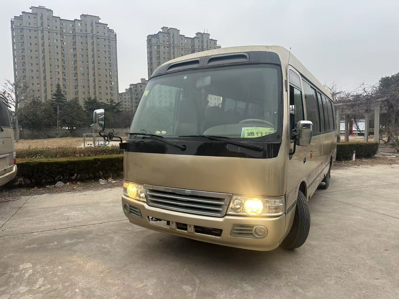 TOYOTA Coaster - حافلة صغيرة, ميكروباص: صور 1 TOYOTA Coaster - حافلة صغيرة, ميكروباص: صور 1
