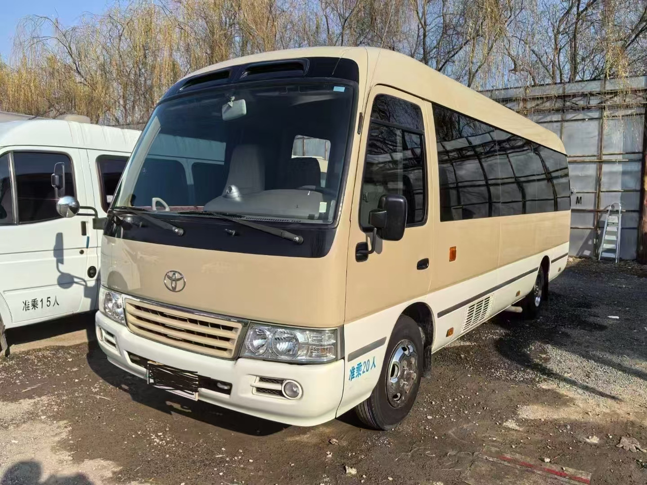 TOYOTA Coaster - النقل الحضري: صور 5 TOYOTA Coaster - النقل الحضري: صور 5