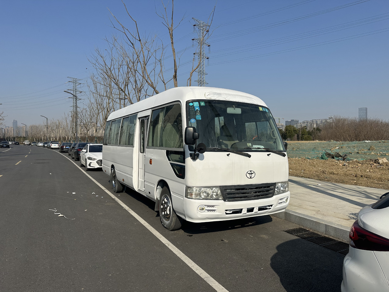 TOYOTA Mini Coach White Low Mileage - سياحية حافلة: صور 2 TOYOTA Mini Coach White Low Mileage - سياحية حافلة: صور 2