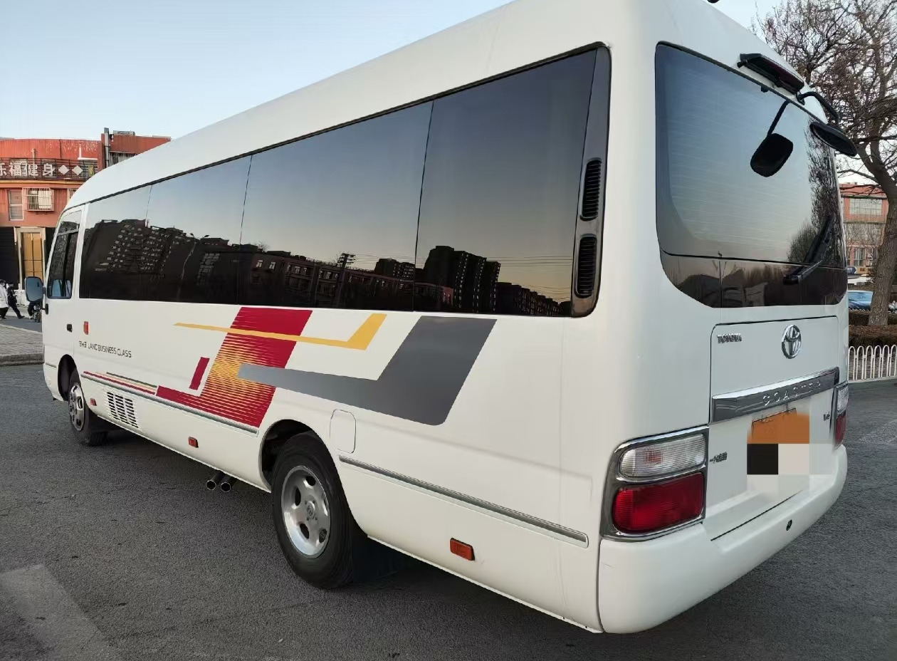 TOYOTA White Mini Bus Click Here for Discount - سياحية حافلة: صور 5 TOYOTA White Mini Bus Click Here for Discount - سياحية حافلة: صور 5