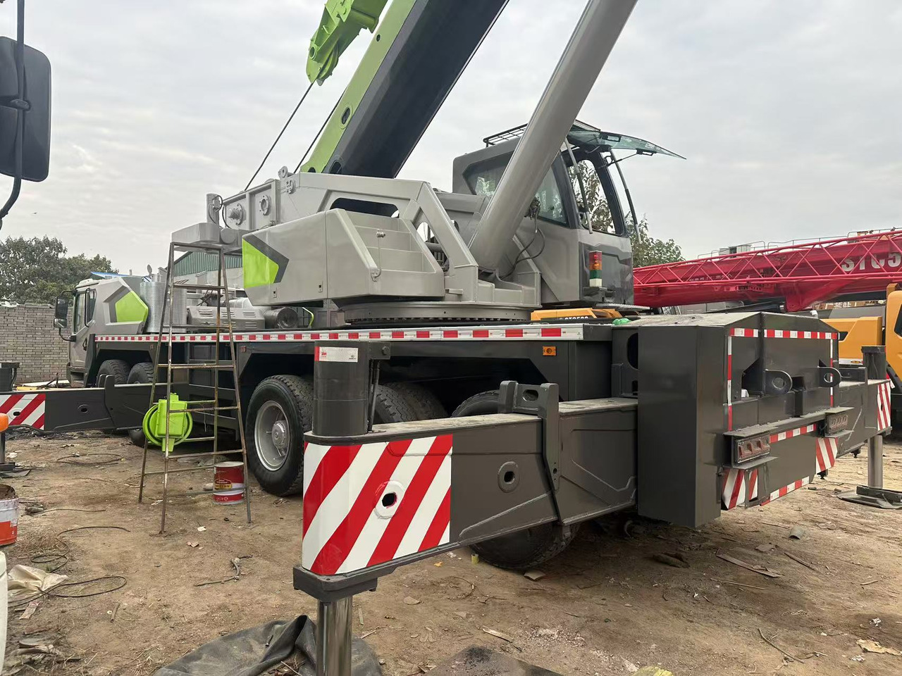 ZOOMLION Crane 50Ton - الرافعة: صور 2 ZOOMLION Crane 50Ton - الرافعة: صور 2
