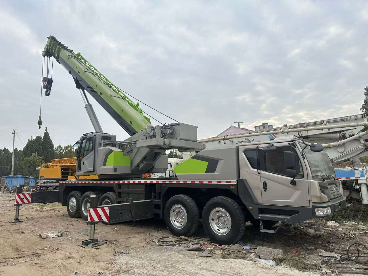 ZOOMLION Crane 50Ton - الرافعة: صور 5 ZOOMLION Crane 50Ton - الرافعة: صور 5